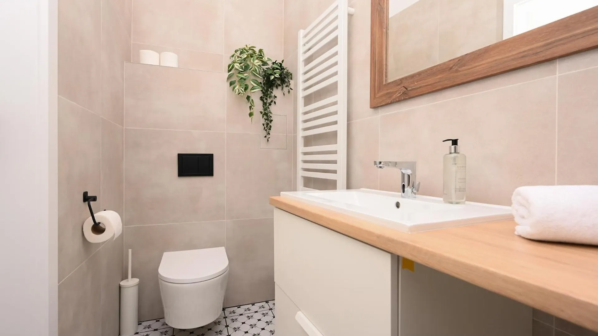 Apartment Rentplanet - Studio Plac Matejki Krakow