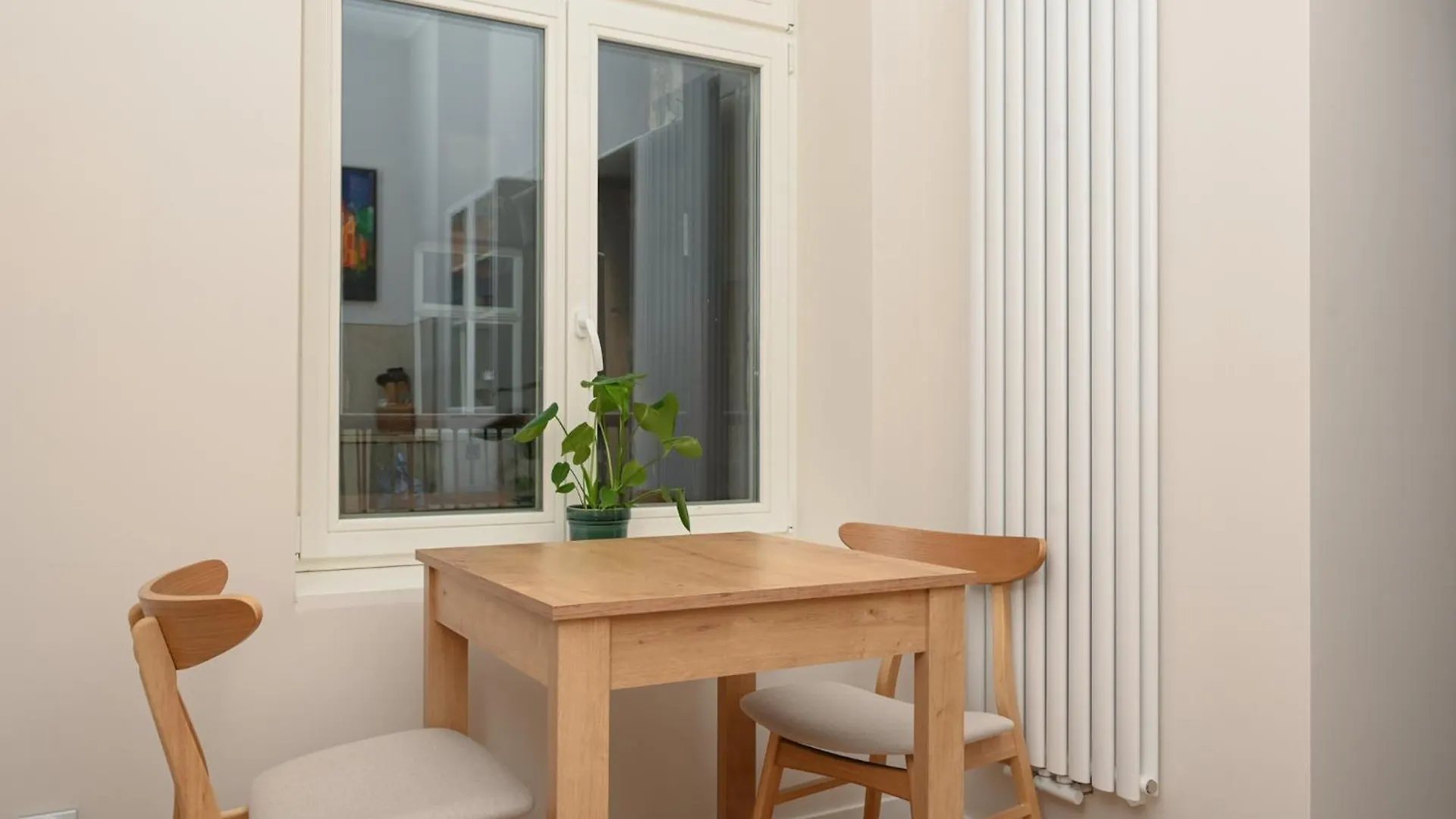 Rentplanet - Studio Plac Matejki Krakow